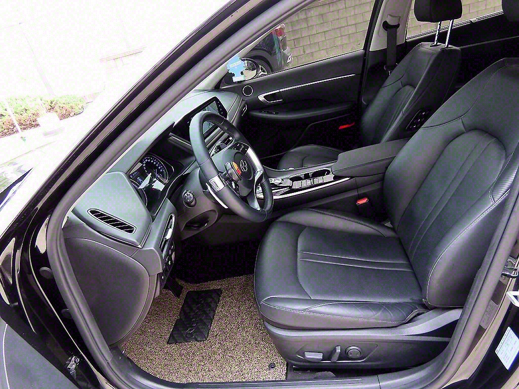 HYUNDAI Sonata - Vista 5