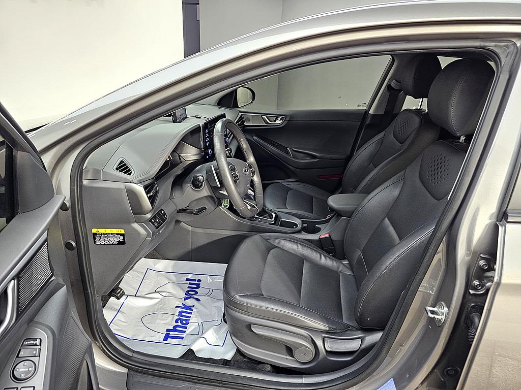 HYUNDAI Ioniq - Vista 8