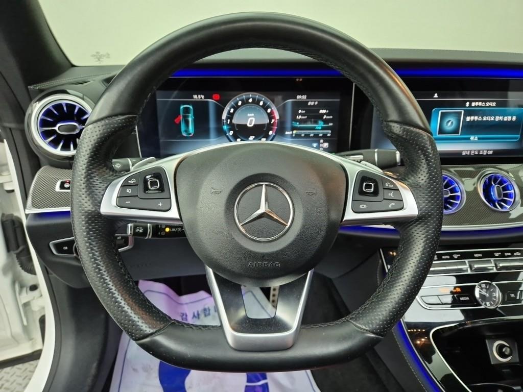 Mercedes Benz E class - Vista 9