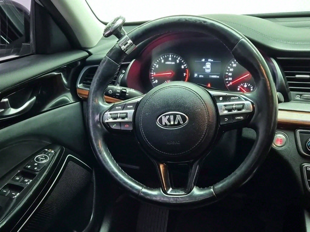 KIA K7 - Vista 8