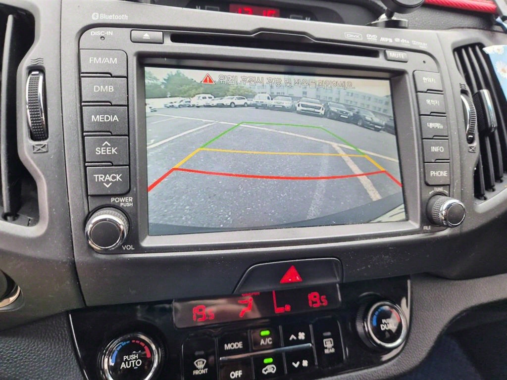 KIA Sportage - Vista 11