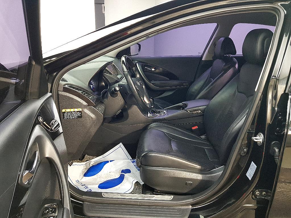 HYUNDAI Grandeur - Vista 8