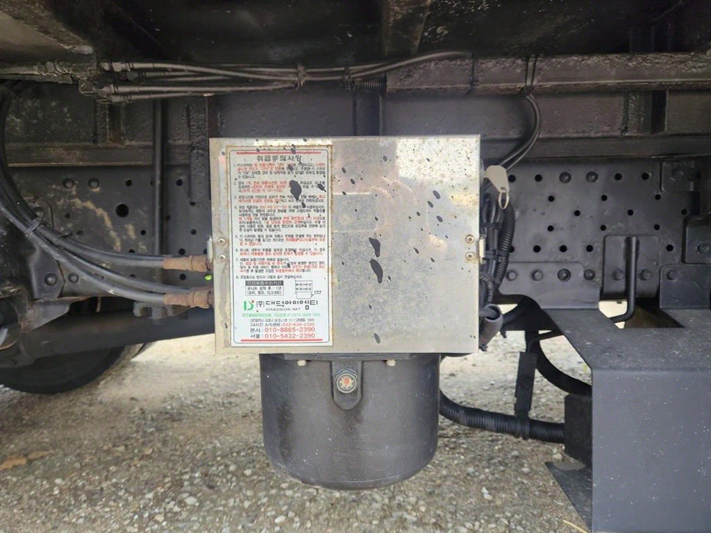 medium and large cargo truck 2018 Blanco - Importación desde Corea - HF Imports Iquique - Foto 15