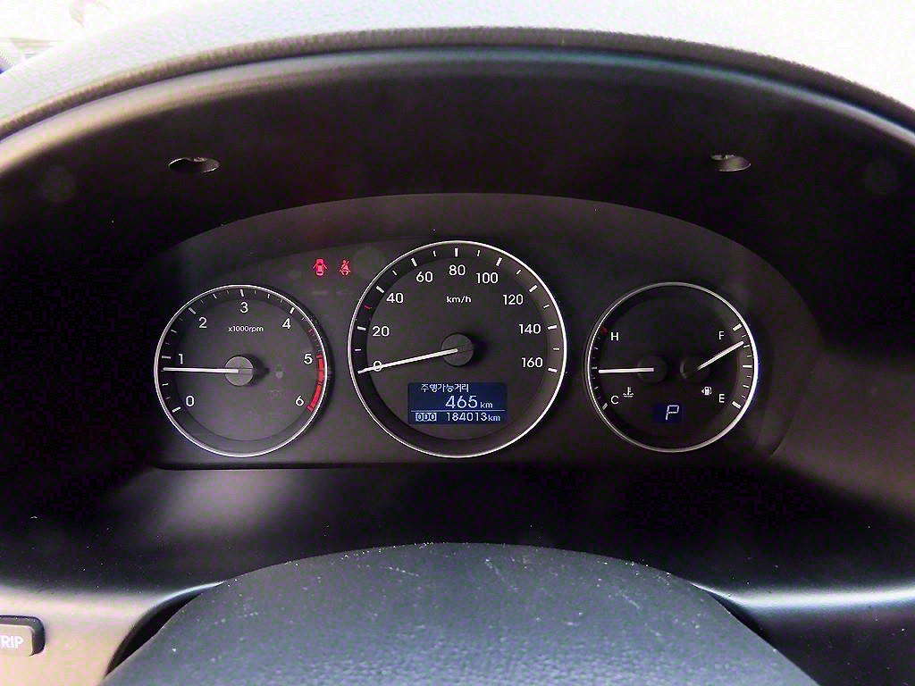 HYUNDAI Starex - Vista 10