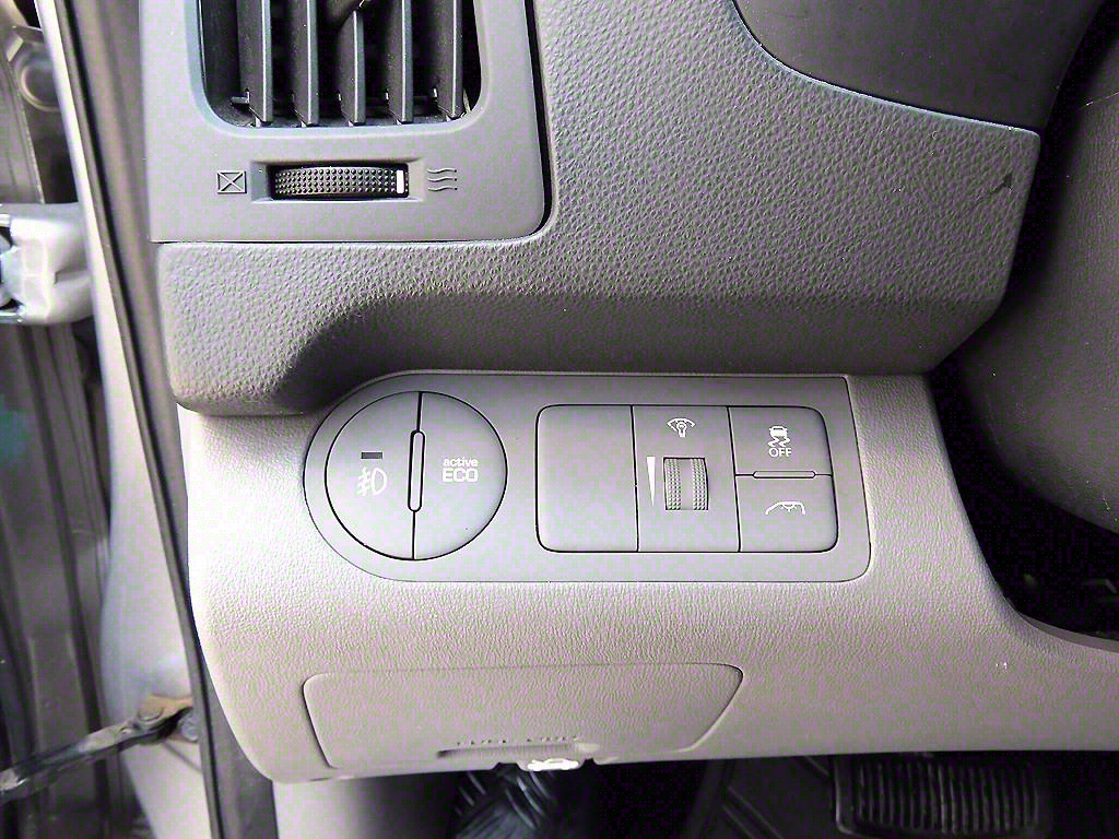 HYUNDAI Starex 2016 Plateado - Importación desde Corea - HF Imports Iquique - Foto 13