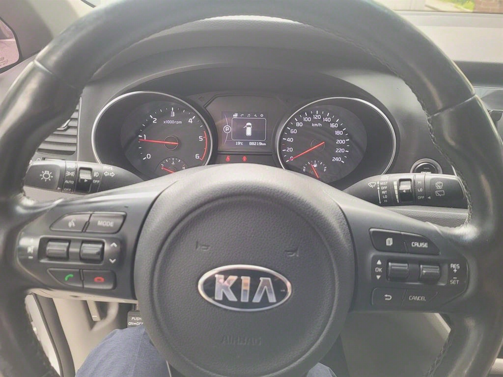 KIA Carnival 2015 Gris - Importación desde Corea - HF Imports Iquique - Foto 14