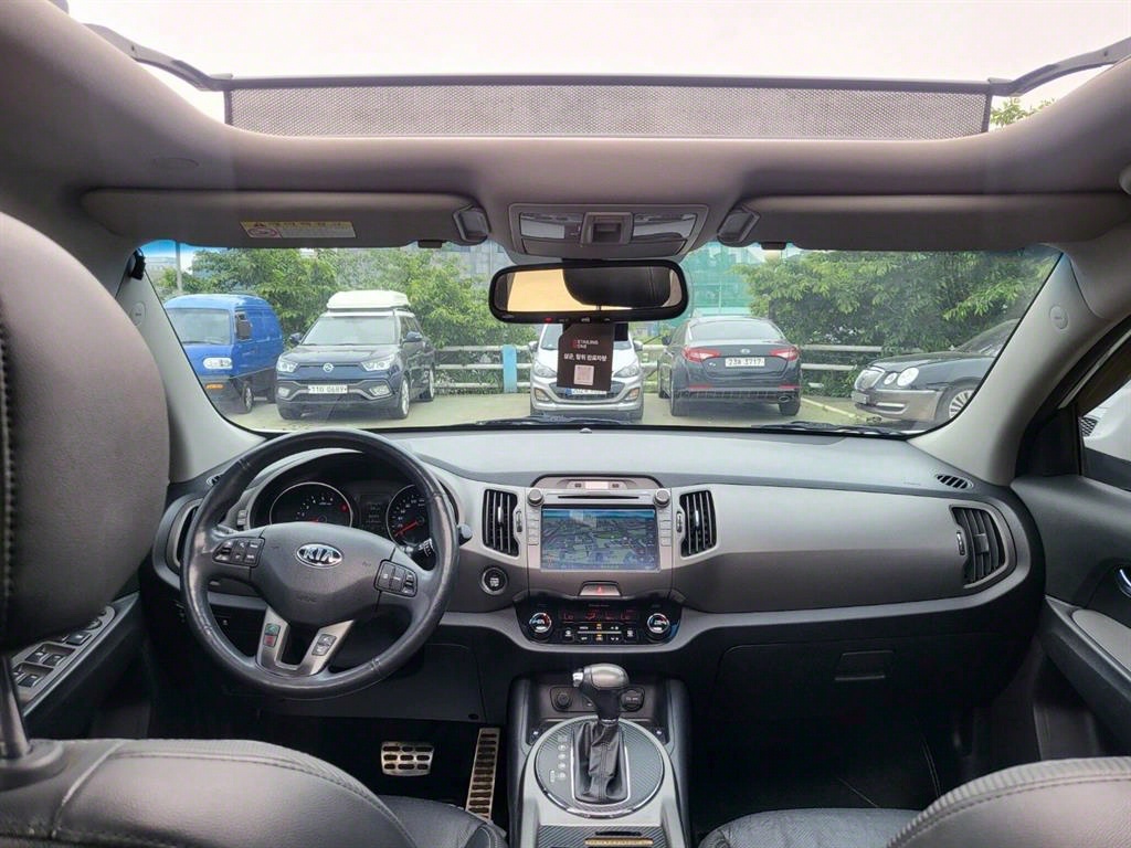 KIA Sportage - Vista 6