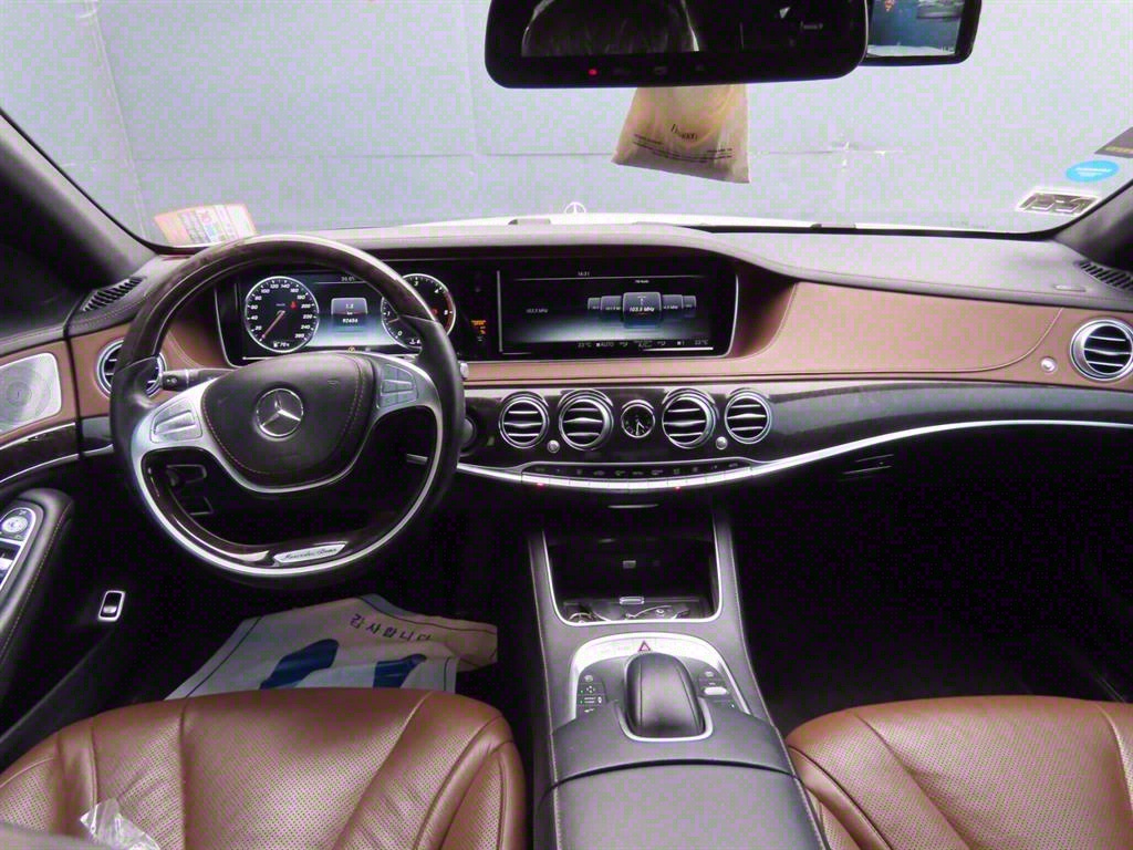 Mercedes Benz S Class - Vista 11