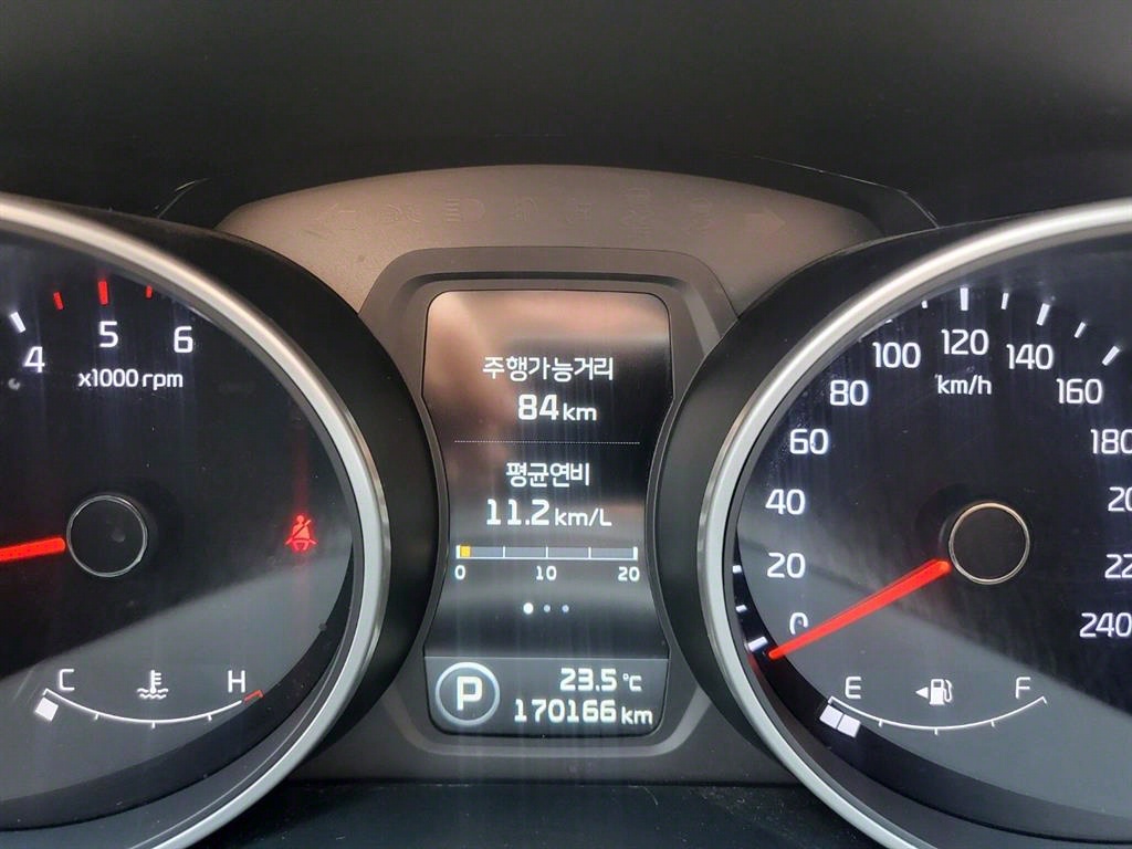 KIA Sportage - Vista 5