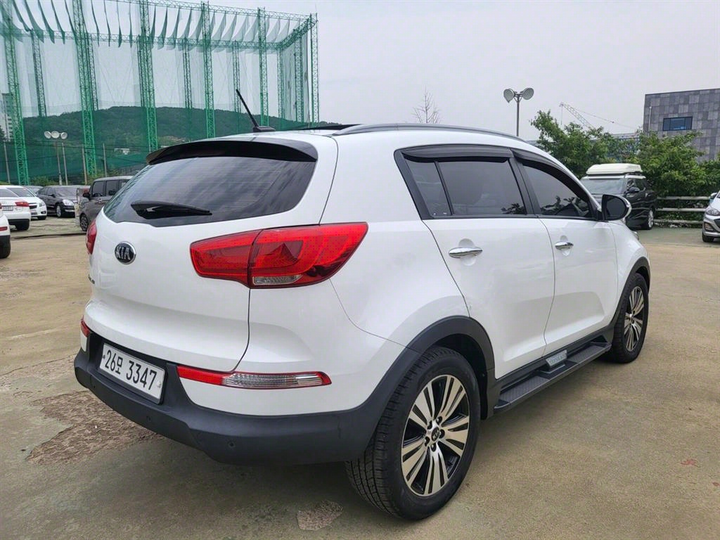 KIA Sportage - Vista 4