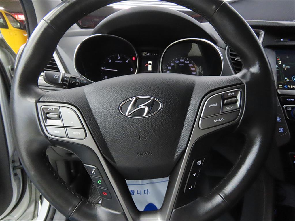 HYUNDAI Santa Fe - Vista 8