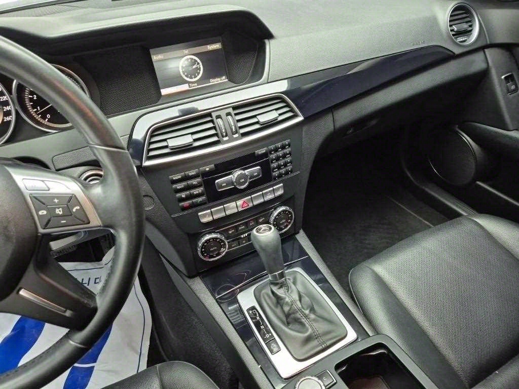 Mercedes Benz C Class - Vista 10