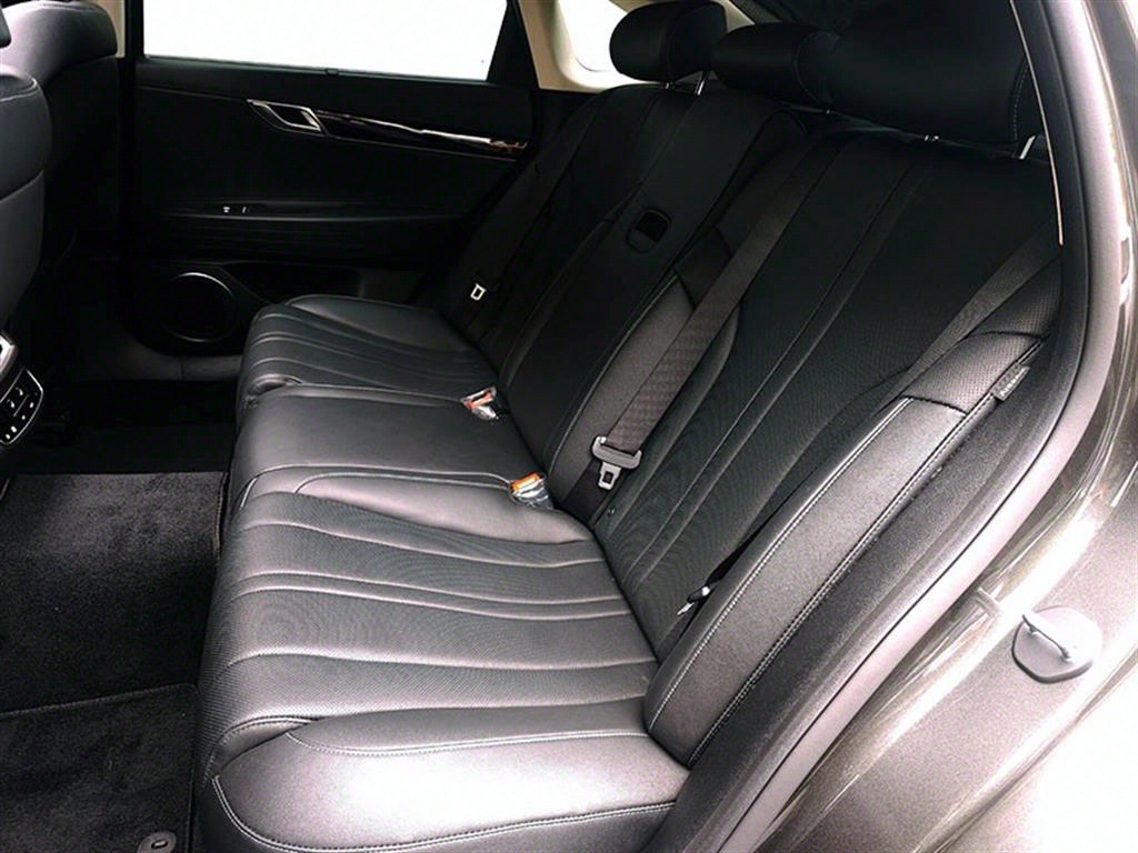 Genesis G80 2024 Gris - Importación desde Corea - HF Imports Iquique - Foto 13