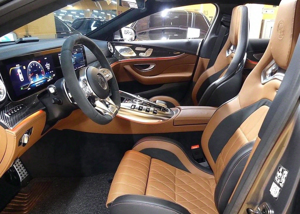 Mercedes Benz AMG GT - Vista 8