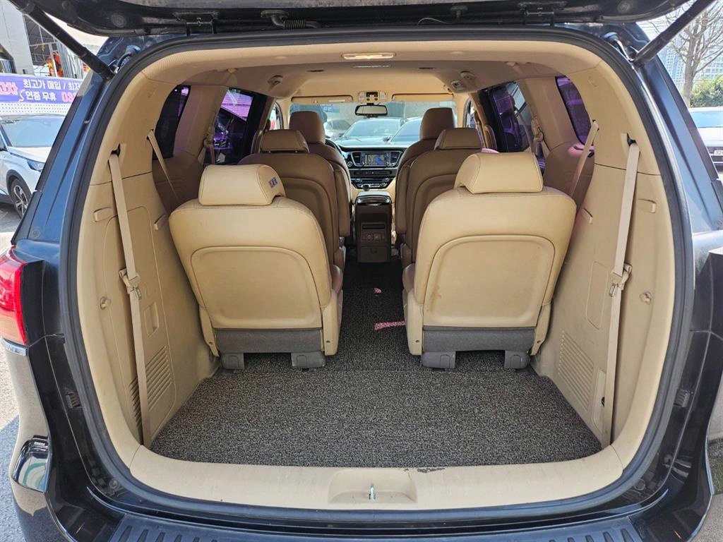 KIA Carnival 2015 Negro - Importación desde Corea - HF Imports Iquique - Foto 17