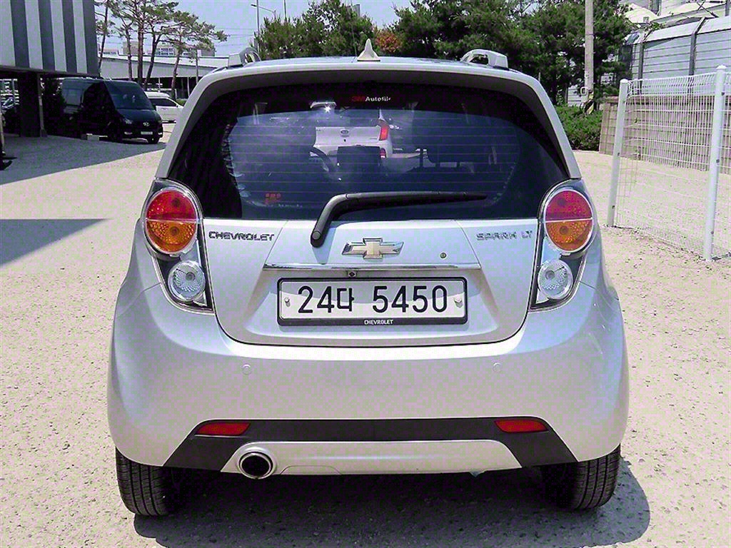Chevrolet Spark - Vista 4
