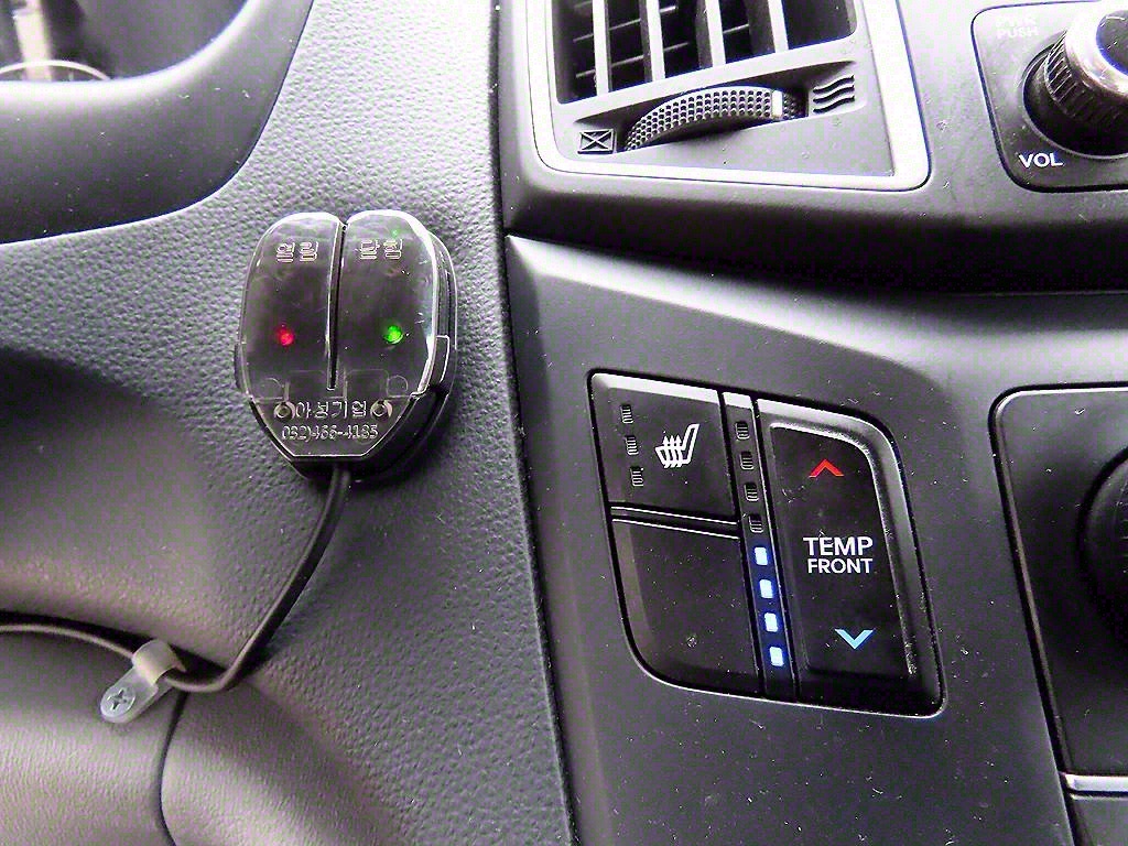 HYUNDAI Starex 2019 - Importación desde Corea - HF Imports Iquique - Foto 14