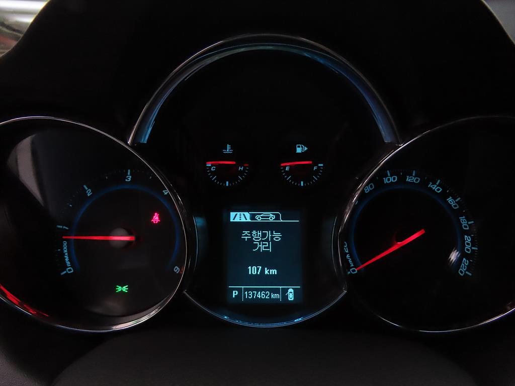 Chevrolet Cruise - Vista 9