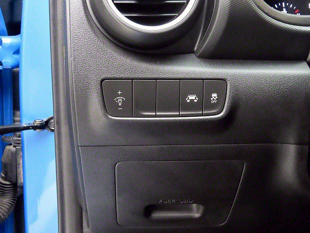 HYUNDAI Kona - Vista 12