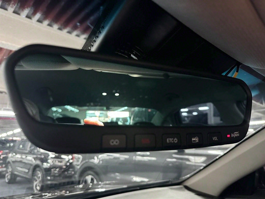 Genesis G80 2019 Negro - Importación desde Corea - HF Imports Iquique - Foto 13