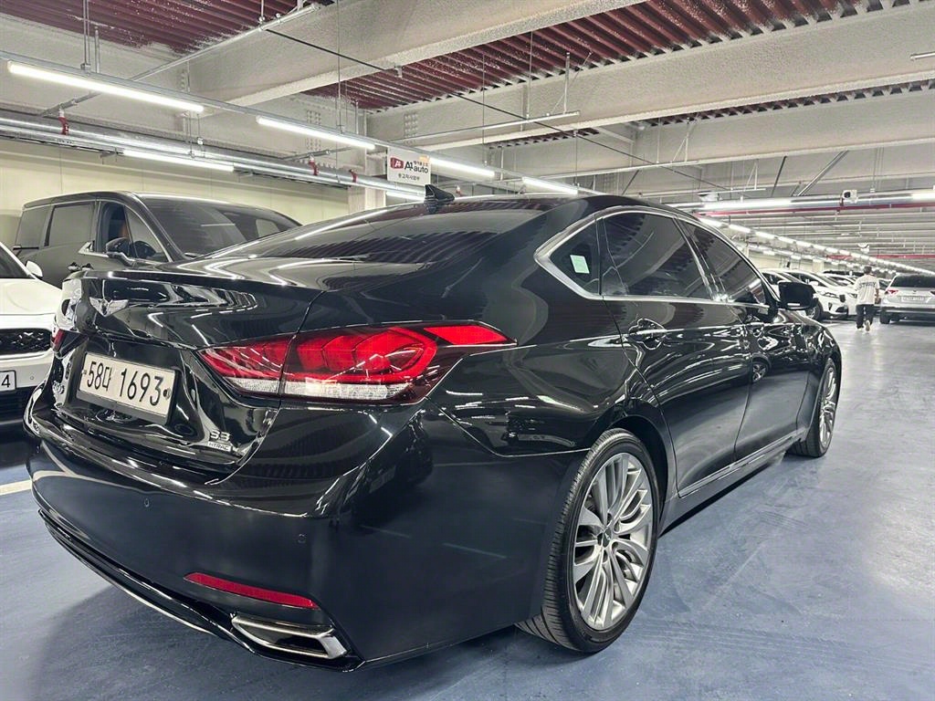 Genesis G80 - Vista 4