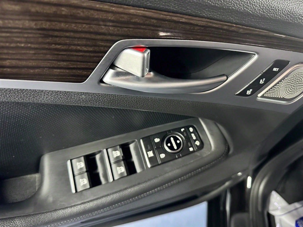 Genesis G80 - Vista 7