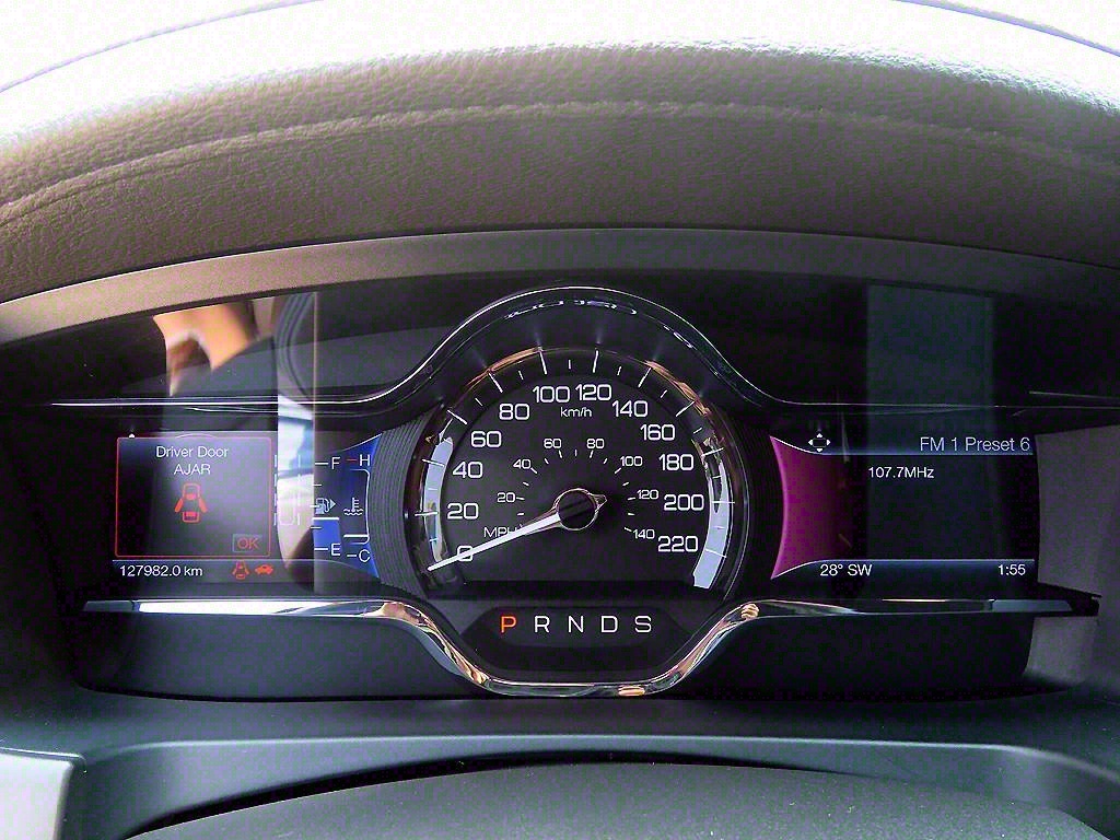 Lincoln MKS - Vista 8