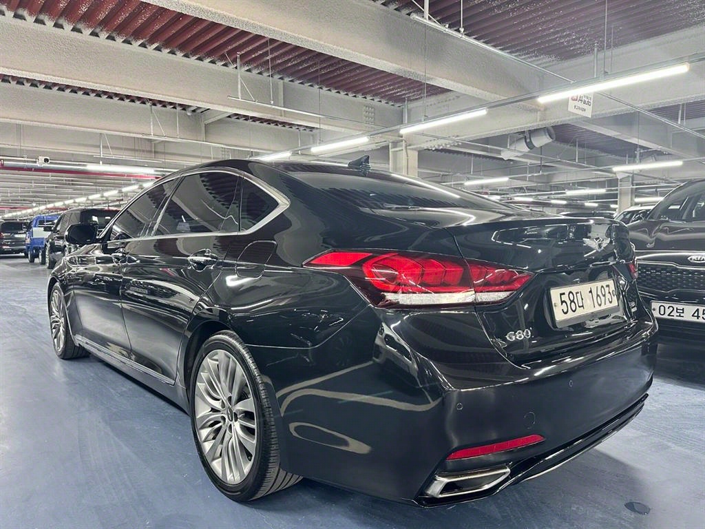 Genesis G80 - Vista 6