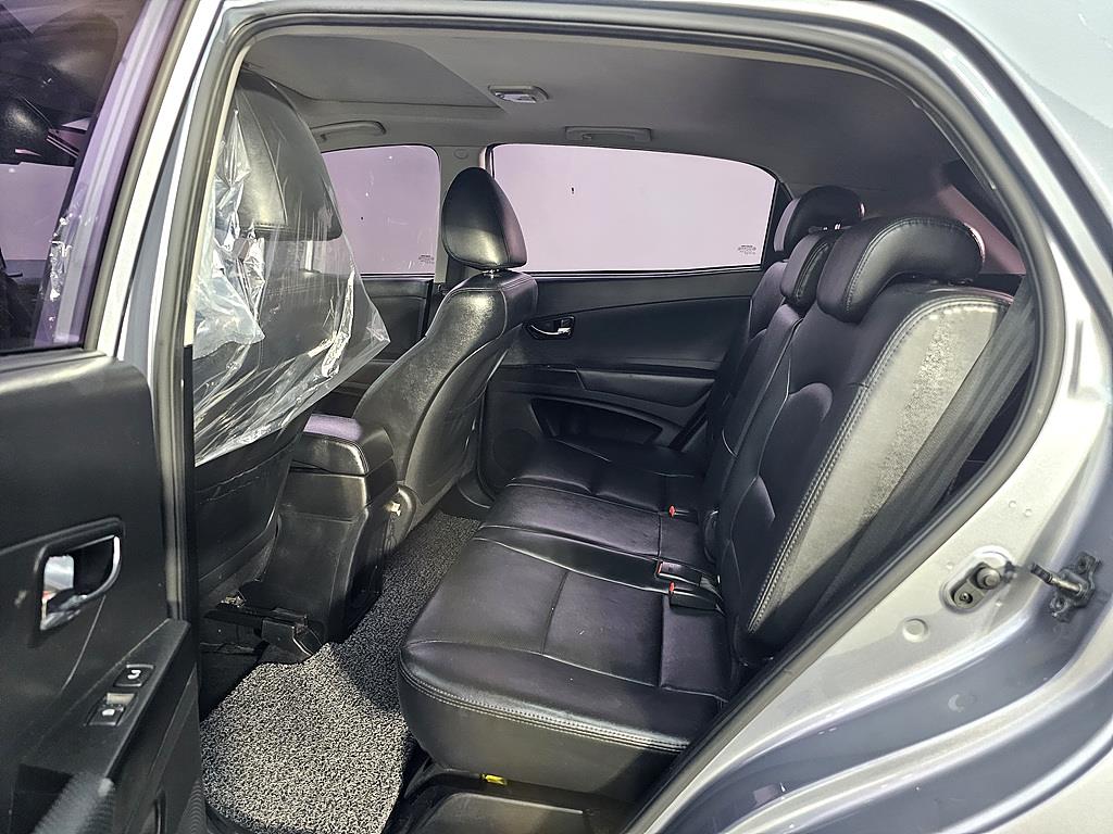 Ssangyong Korando - Vista 9