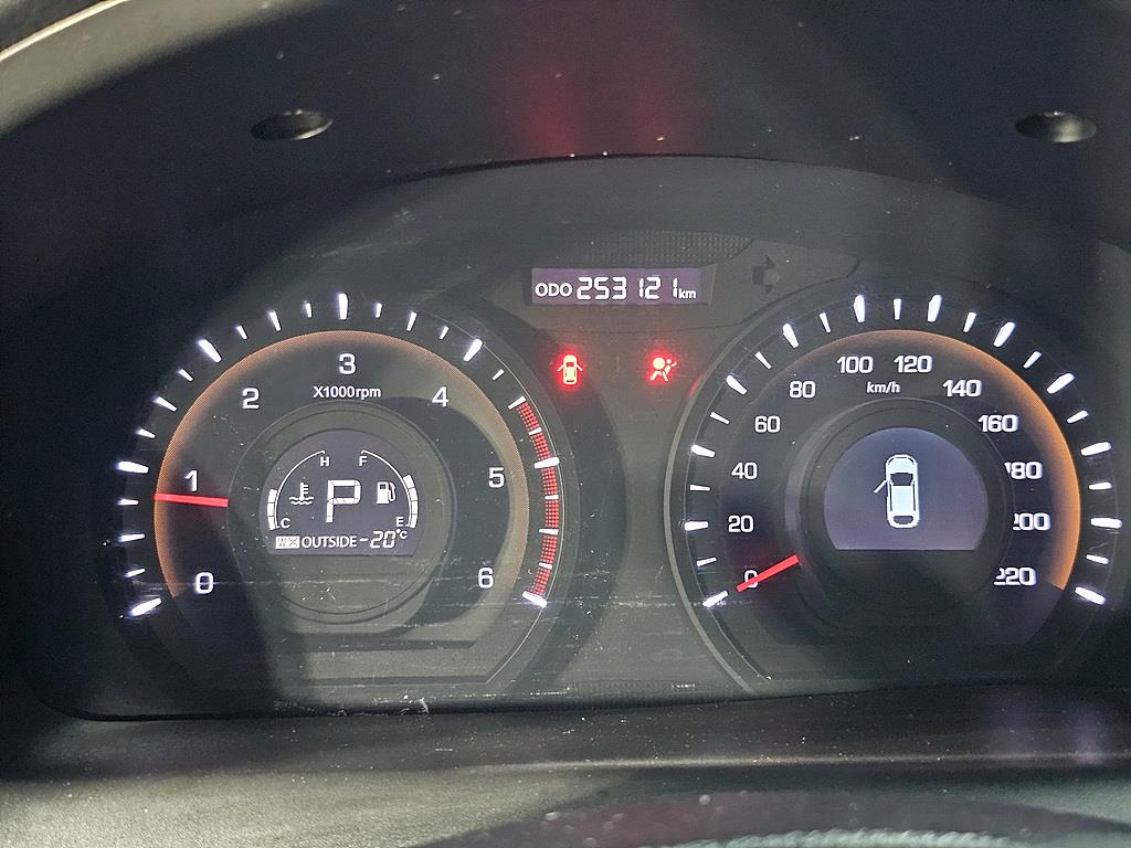 Ssangyong Korando - Vista 7