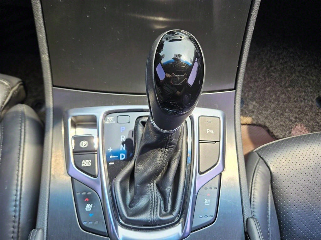 HYUNDAI Grandeur - Vista 7