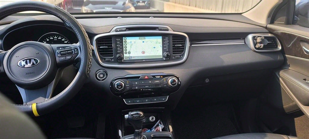 KIA Sorento - Vista 5