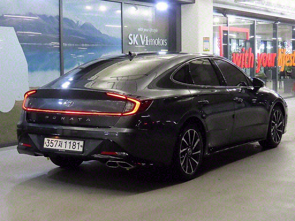 HYUNDAI Sonata - Vista 4