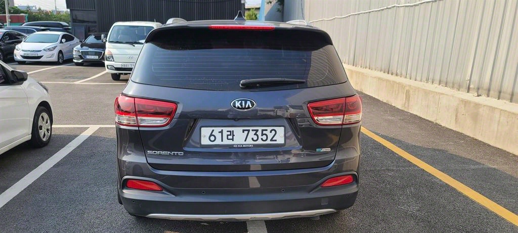 KIA Sorento - Vista 4