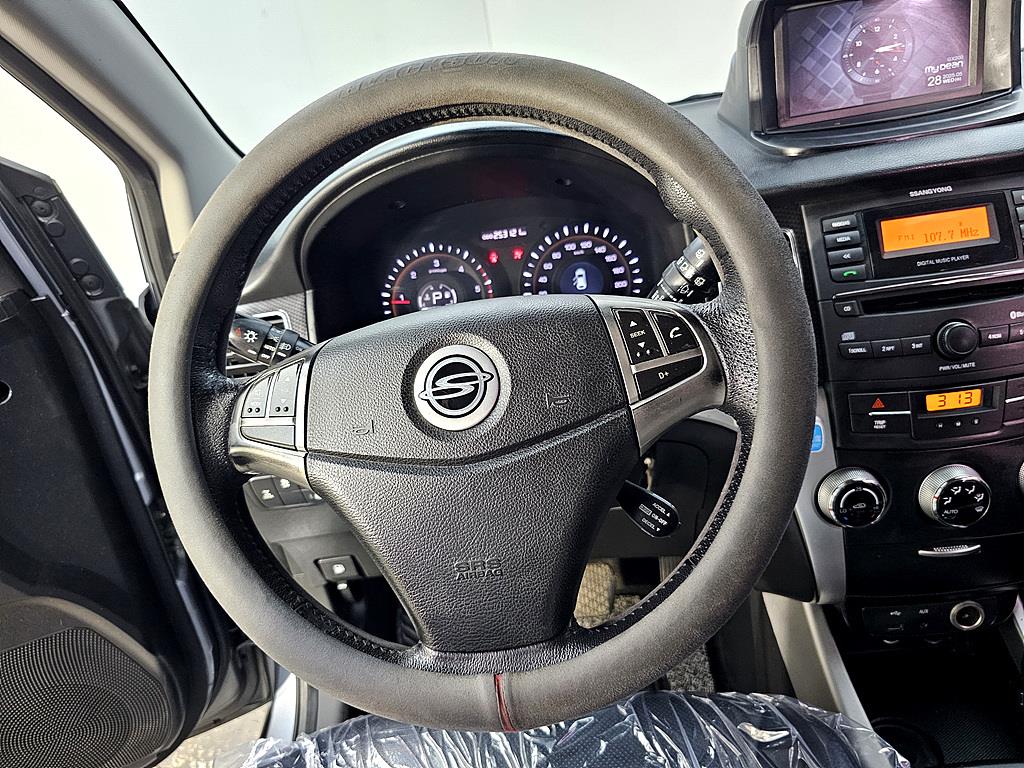 Ssangyong Korando - Vista 12