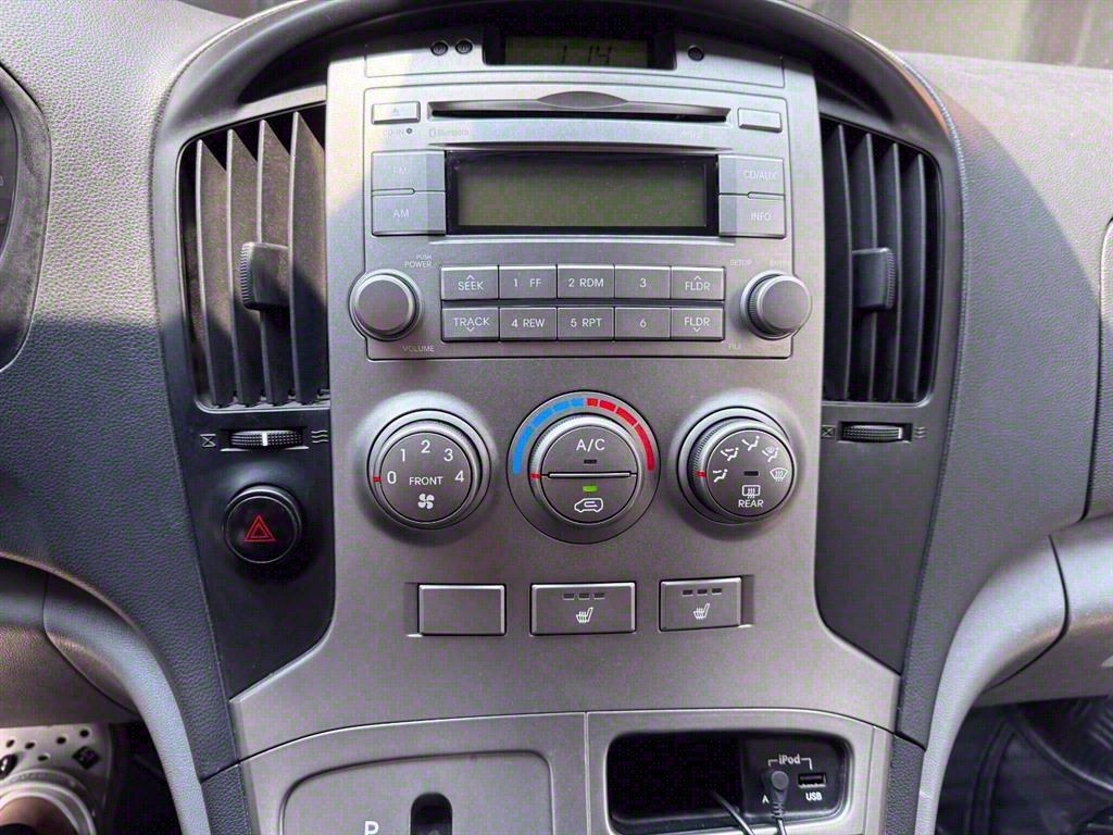 HYUNDAI Starex 2016 Gris - Importación desde Corea - HF Imports Iquique - Foto 14