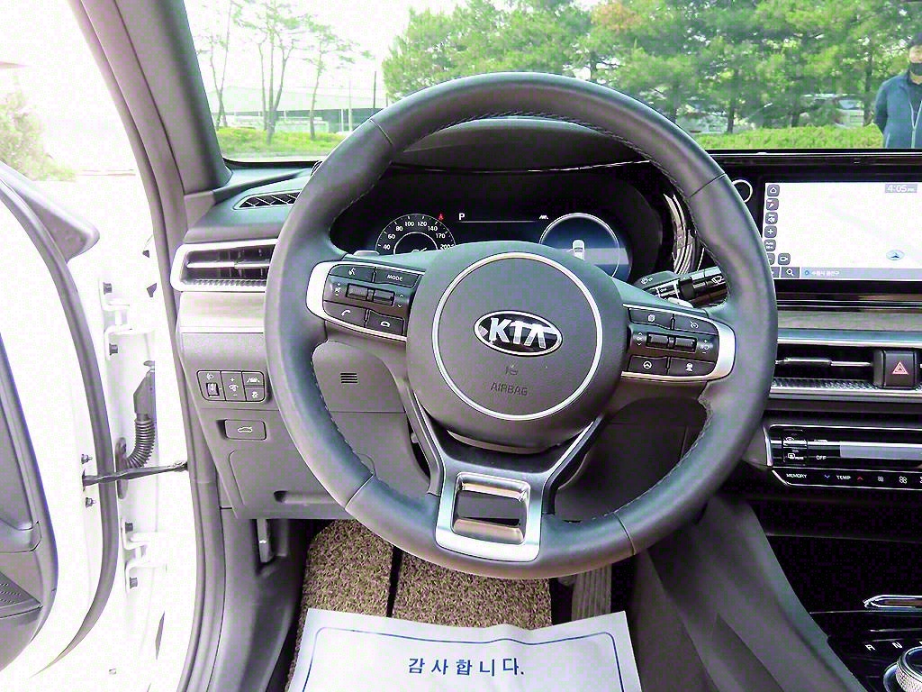 KIA K5 - Vista 8
