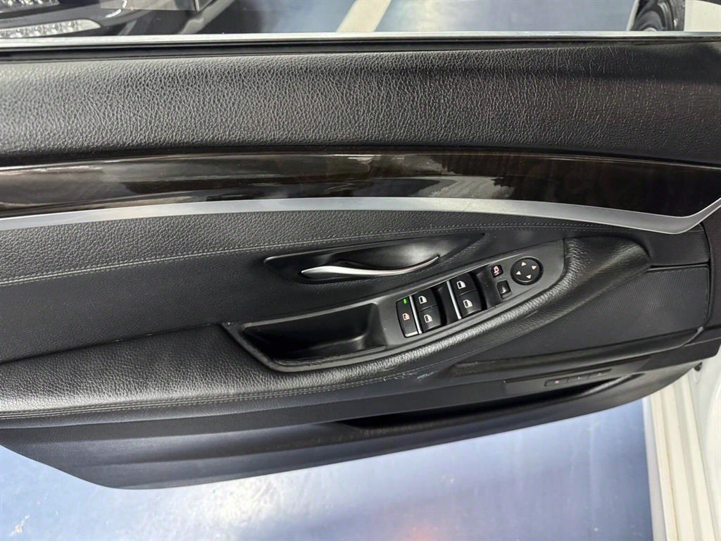 BMW 5 Series - Vista 12