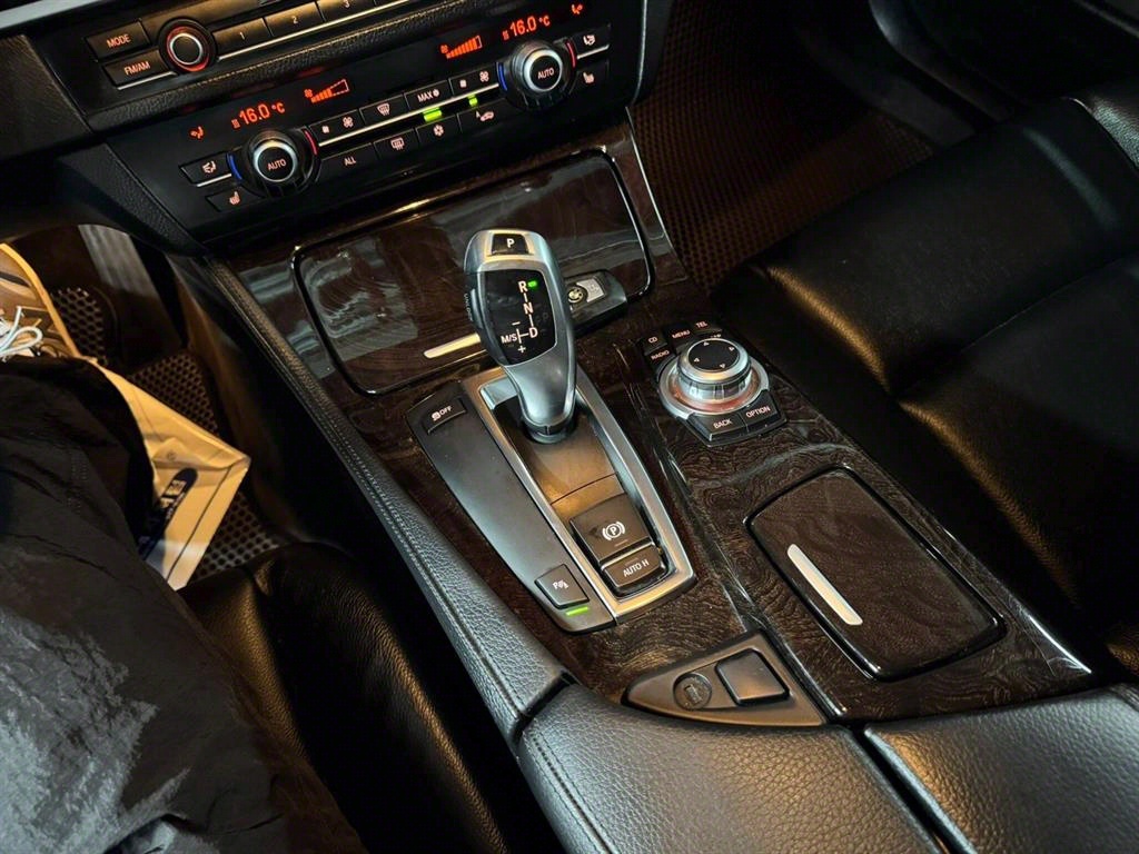 BMW 5 Series 2011 Blanco - Importación desde Corea - HF Imports Iquique - Foto 19