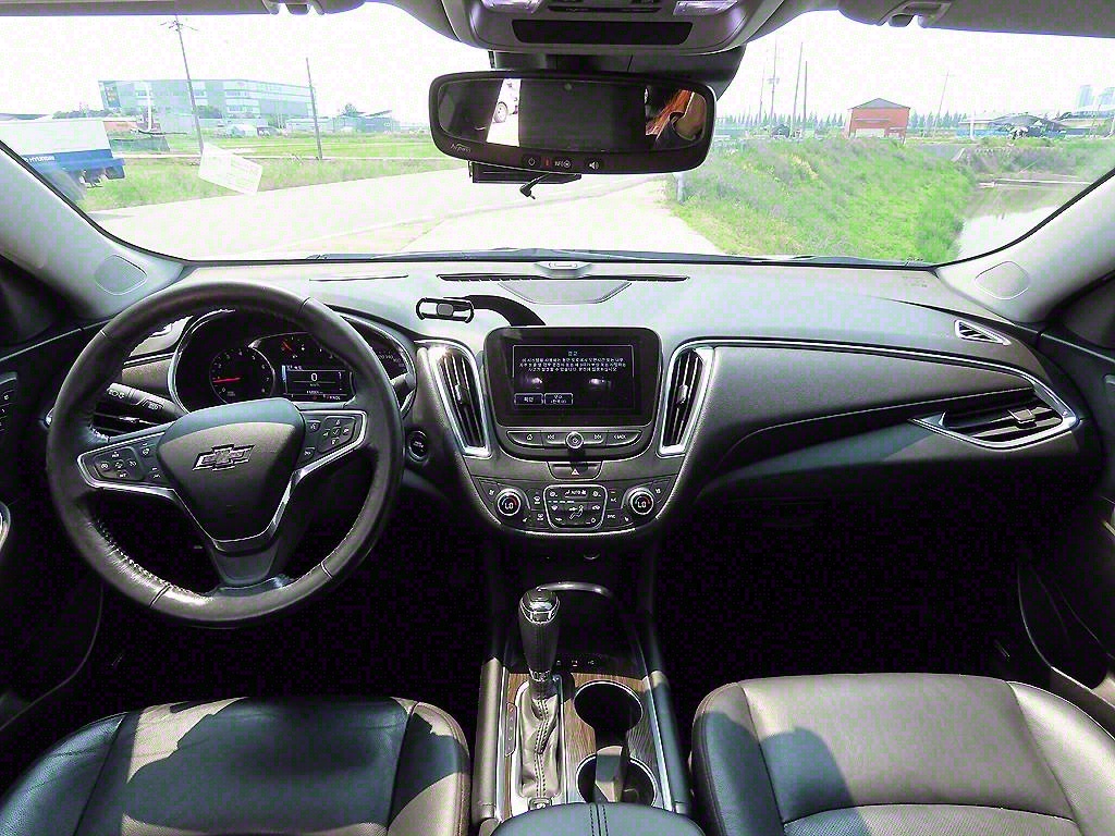 Chevrolet Malibu - Vista 9