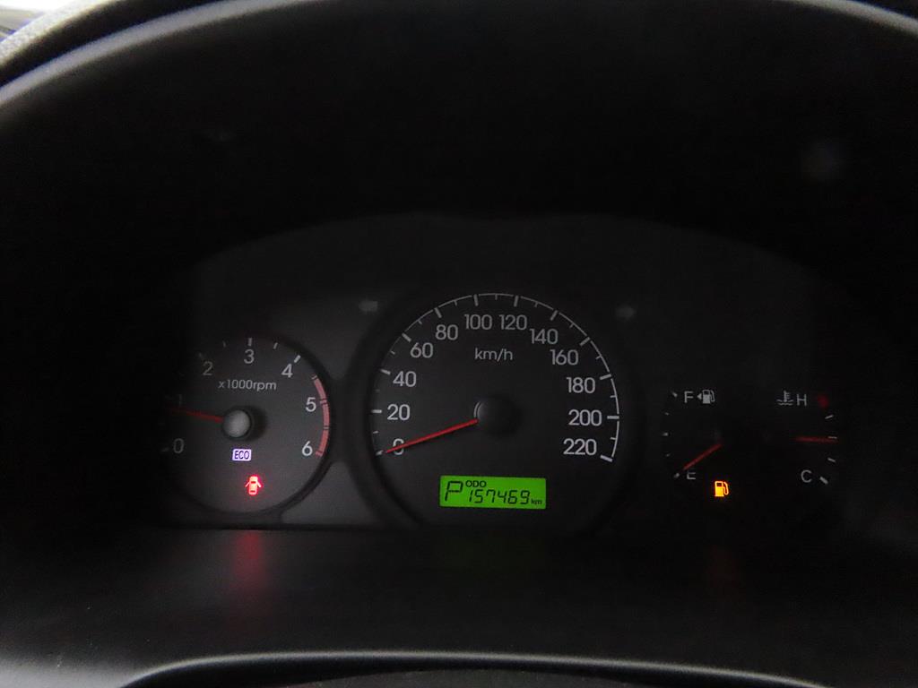 HYUNDAI Starex - Vista 10