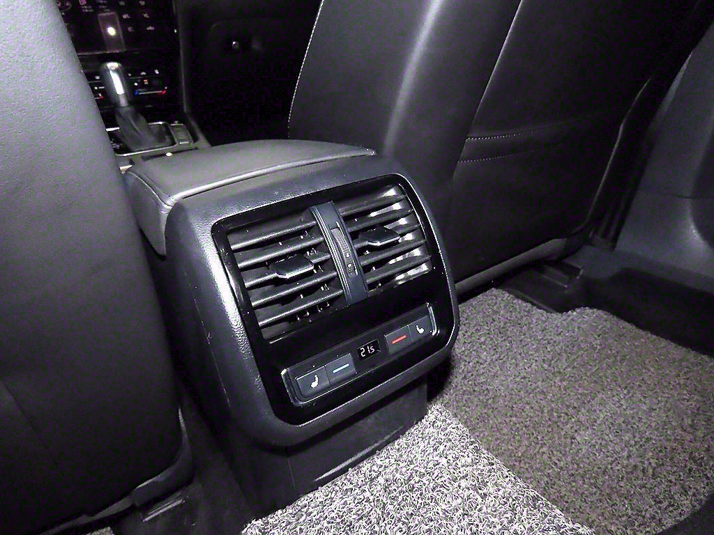 Volkswagen Passat 2021 Blanco - Importación desde Corea - HF Imports Iquique - Foto 16