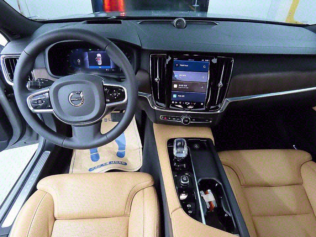 Volvo S90 - Vista 7