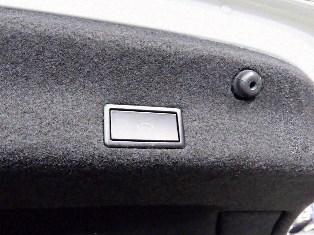 Volkswagen Passat 2021 Blanco - Importación desde Corea - HF Imports Iquique - Foto 17