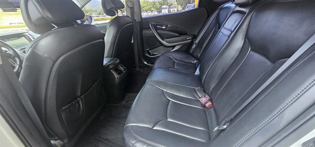 HYUNDAI Grandeur - Vista 12