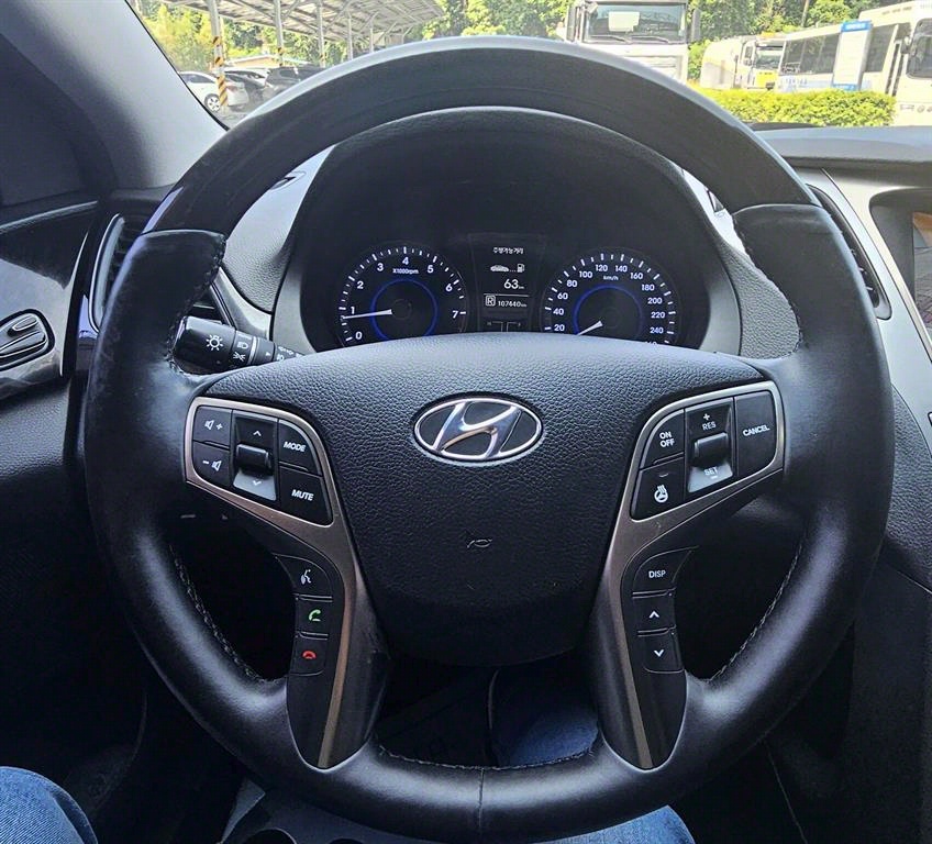 HYUNDAI Grandeur - Vista 8