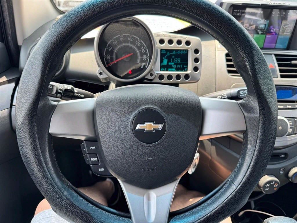 Chevrolet Spark - Vista 11