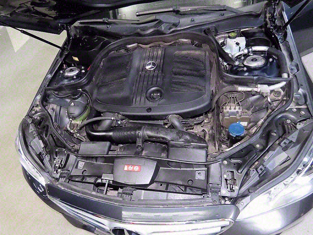 Mercedes Benz E class 2014 Gris - Importación desde Corea - HF Imports Iquique - Foto 19