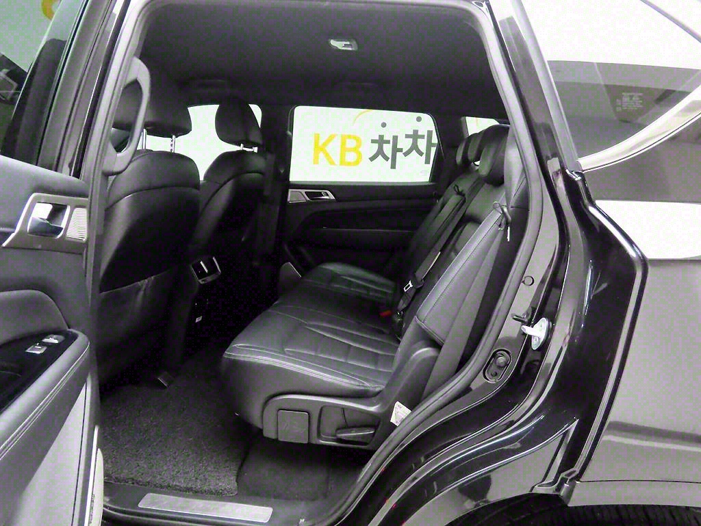 Ssangyong Rexton - Vista 12