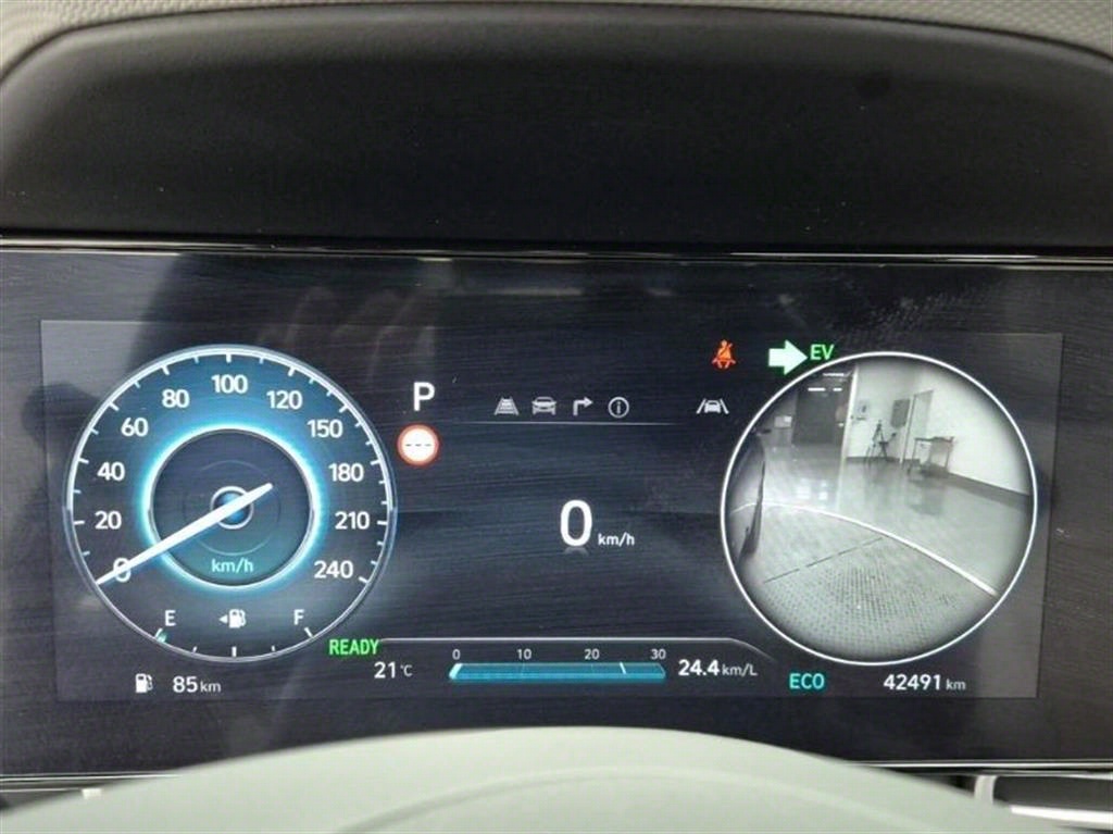 HYUNDAI Avante - Vista 6